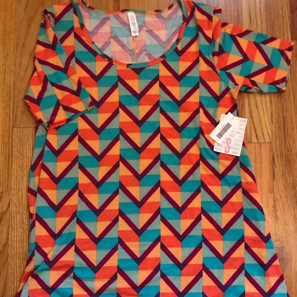Lularoe Perfect tee